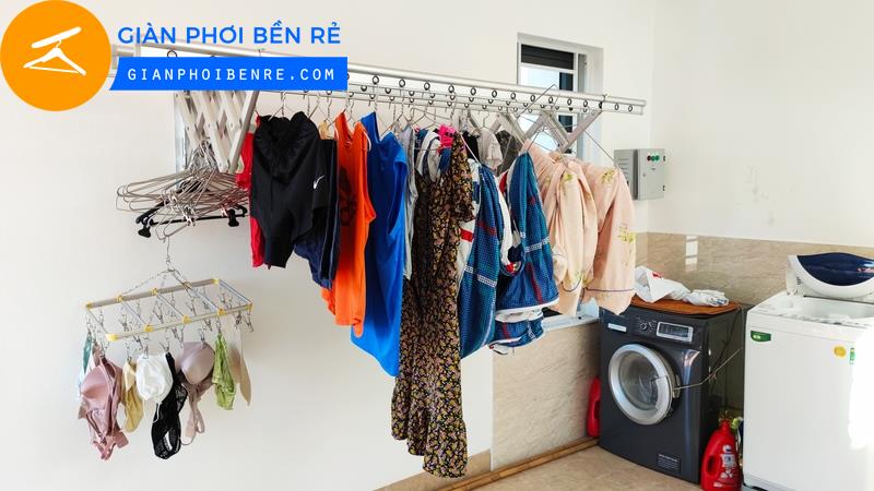 giàn phơi gắn tường Hòa Phát