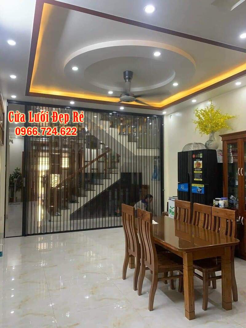 rèm xếp lá nhựa trong